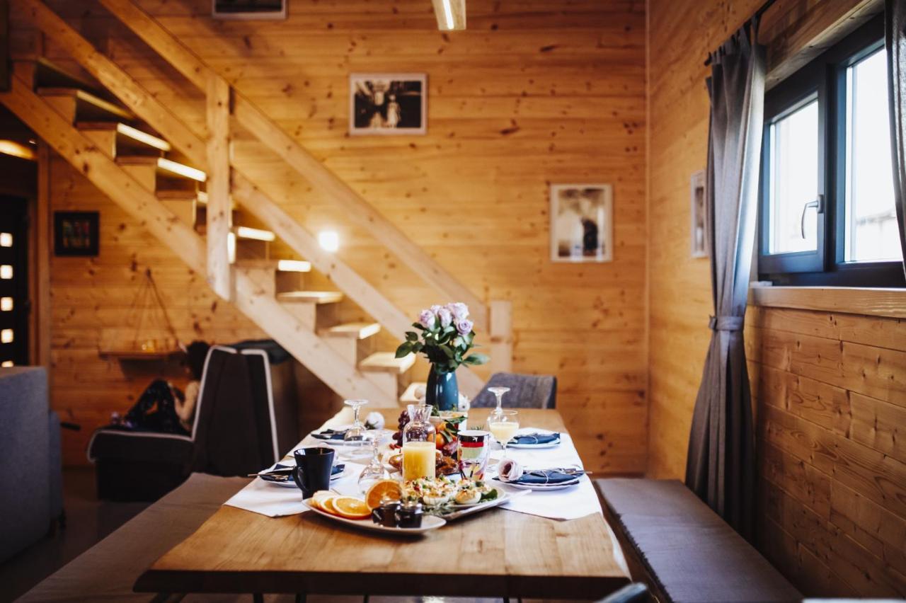 Holiday Home Nightswim Inn Vrbovec Esterno foto